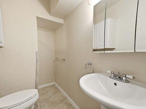 205  Roaring Springs Drive , DeSoto Texas 75115