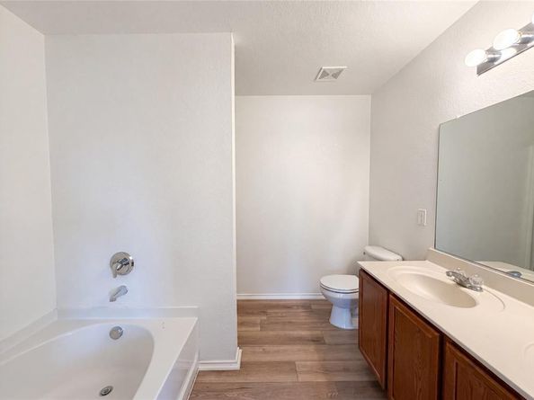 773  San Felipe Trail , Fort Worth Texas 76052