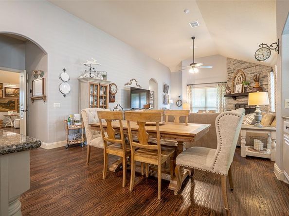 617  Fox Creek Trail , Fort Worth Texas 76131