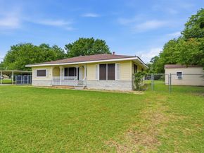 108  Sandra Drive , Azle Texas 76020