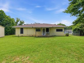 108  Sandra Drive , Azle Texas 76020