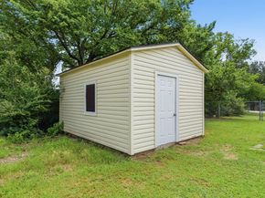 108  Sandra Drive , Azle Texas 76020