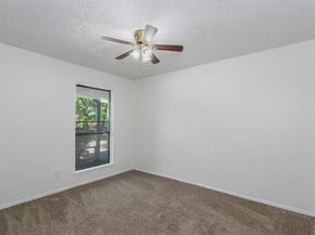 617  Rolling Ridge Court , Azle Texas 76020