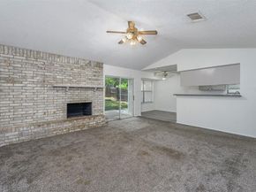 617  Rolling Ridge Court , Azle Texas 76020