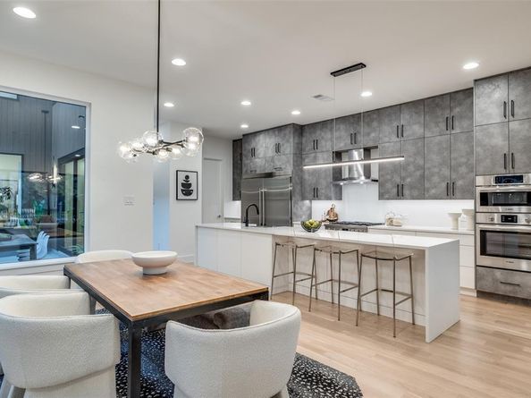 5441  Ellsworth  , Dallas Texas 75206
