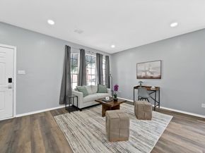 137  Heritage Drive , Crowley Texas 76036