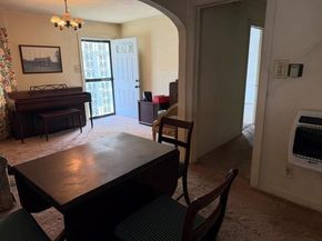 319  Avenue J  , Dallas Texas 75203