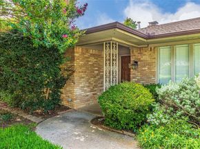 1008  Rocky Canyon Road , Arlington Texas 76012