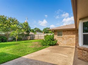 1008  Rocky Canyon Road , Arlington Texas 76012