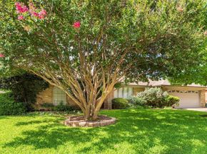 1008  Rocky Canyon Road , Arlington Texas 76012