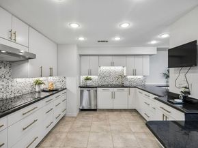 5200  Keller Springs Road  422, Dallas Texas 75248