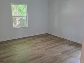 2108  Blake Avenue , Dallas Texas 75228