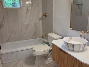 2108  Blake Avenue , Dallas Texas 75228