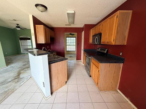 2616  Helen Lane , Mesquite Texas 75181