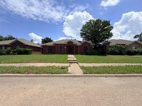 2616  Helen Lane , Mesquite Texas 75181