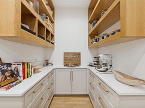 9885  Mixon Drive , Dallas Texas 75220