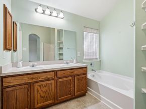 1703  Wolf Creek Drive , Arlington Texas 76018