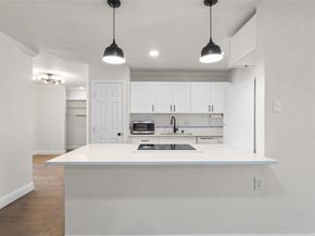530  Edgemere Drive , Garland Texas 75043