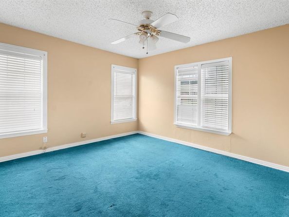 813  Truman Street , Arlington Texas 76011