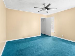 813  Truman Street , Arlington Texas 76011