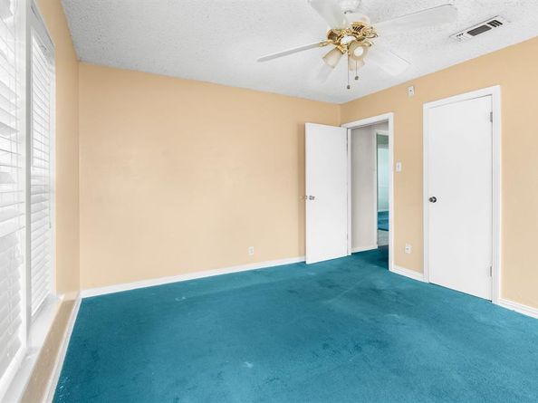 813  Truman Street , Arlington Texas 76011