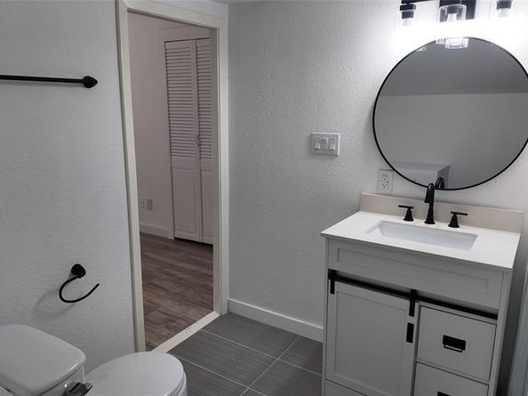 215 S Walker Street , Mesquite Texas 75149