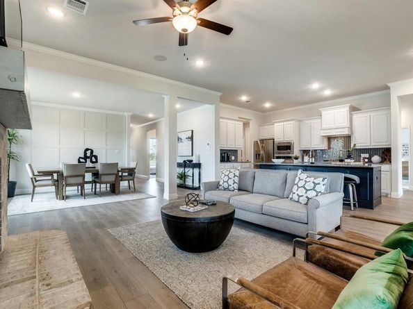 721  Stone Eagle Drive , Azle Texas 76020