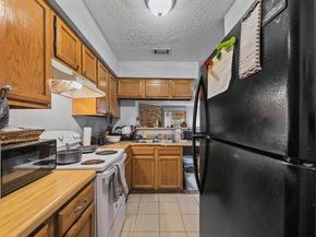 2157  Aspen Drive , Dallas Texas 75227
