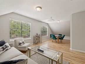 5621  Tremont Street , Dallas Texas 75214