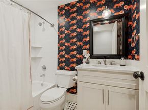 5621  Tremont Street , Dallas Texas 75214