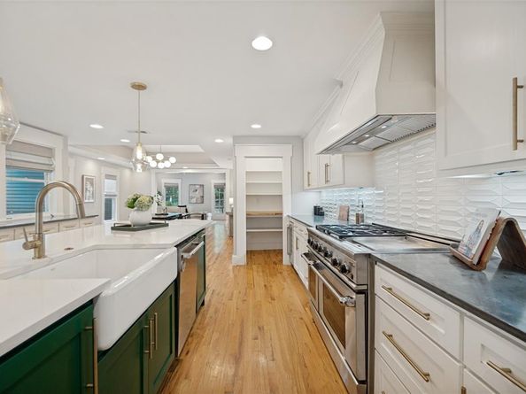 5621  Tremont Street , Dallas Texas 75214
