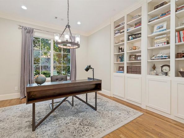 10322  Best Drive , Dallas Texas 75229