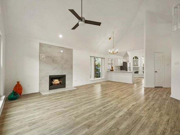 800  Fallen Leaf Court , Irving Texas 75063