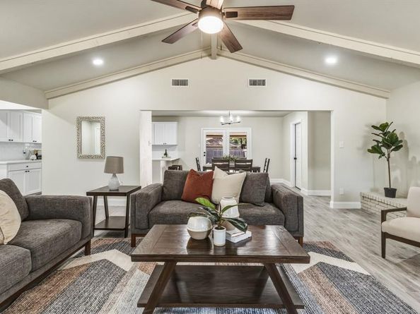 122  Meadowbrook Drive , DeSoto Texas 75115