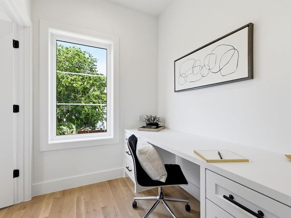 4614  Hopkins Avenue , Dallas Texas 75209