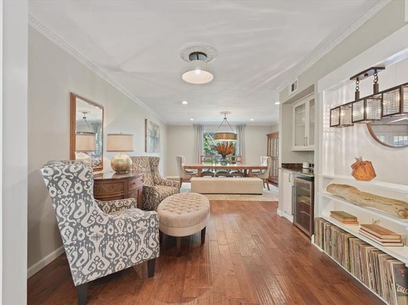 6138 N Jim Miller Road , Dallas Texas 75228