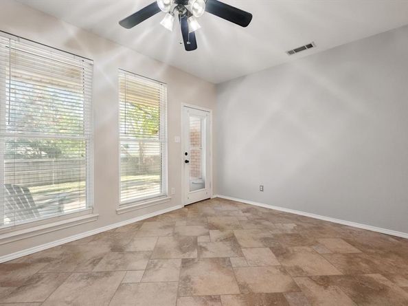 6311  Cobblestone Lane , Arlington Texas 76001