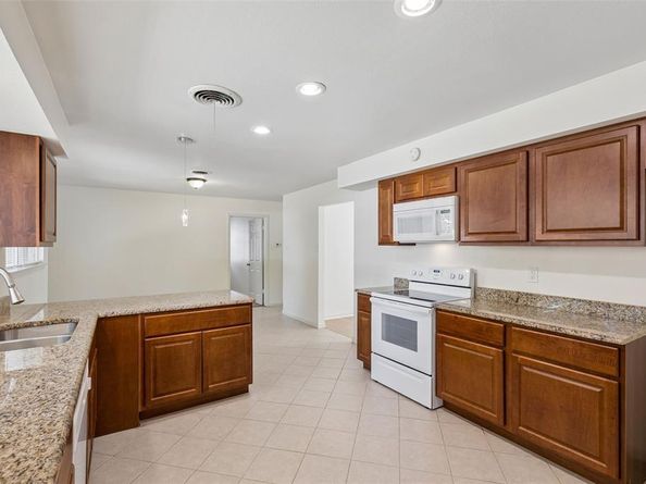 1723  Carlisle Street , Irving Texas 75062