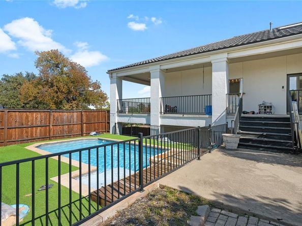 3621  Hidalgo Street , Irving Texas 75062