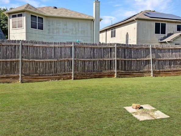 10112  Chapel Glen Terrace , Fort Worth Texas 76116