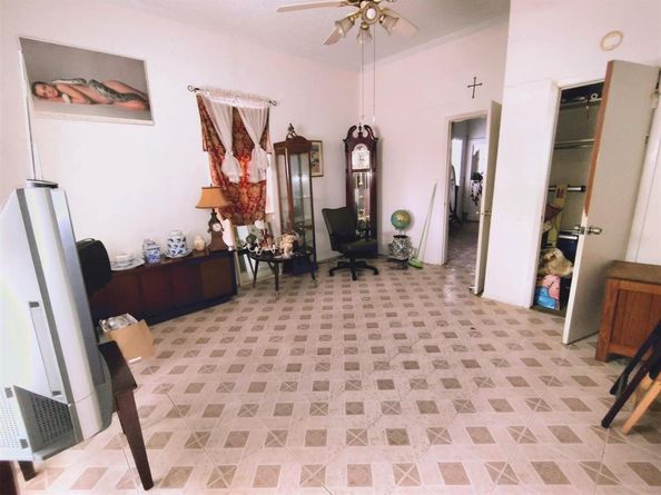 516 & 518 S Glasgow Drive , Dallas Texas 75223