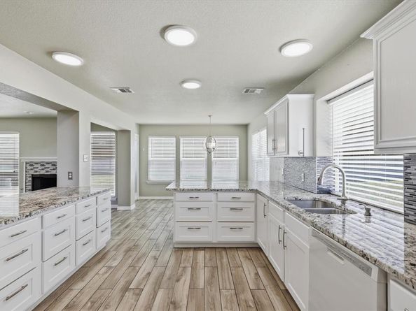 9737  Maryville Lane , Fort Worth Texas 76108