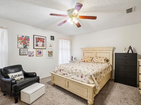 659  Pondview Drive , Cedar Hill Texas 75104