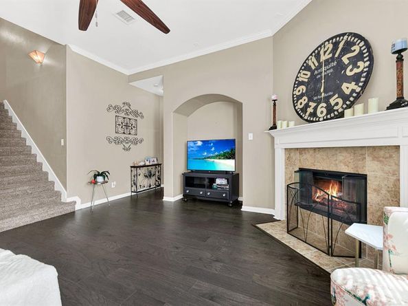 8120  Holliday Road , Lantana Texas 76226