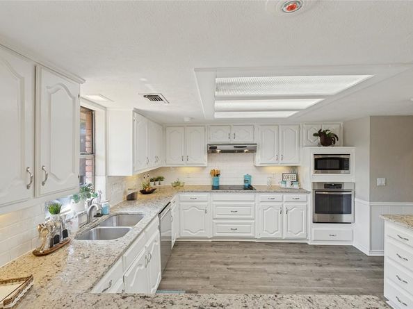 5013  Country Place Drive , Plano Texas 75023