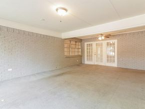 4821  Ashbrook Road , Dallas Texas 75227