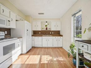 1021  Pleasant Valley Road , Garland Texas 75040