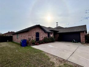 1216  Rio Vista Drive , DeSoto Texas 75115