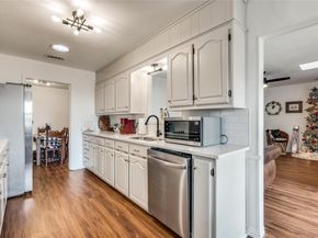 8013  Carrick Street , Benbrook Texas 76116