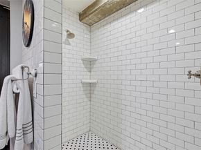 1999  Mckinney Avenue  1205, Dallas Texas 75201